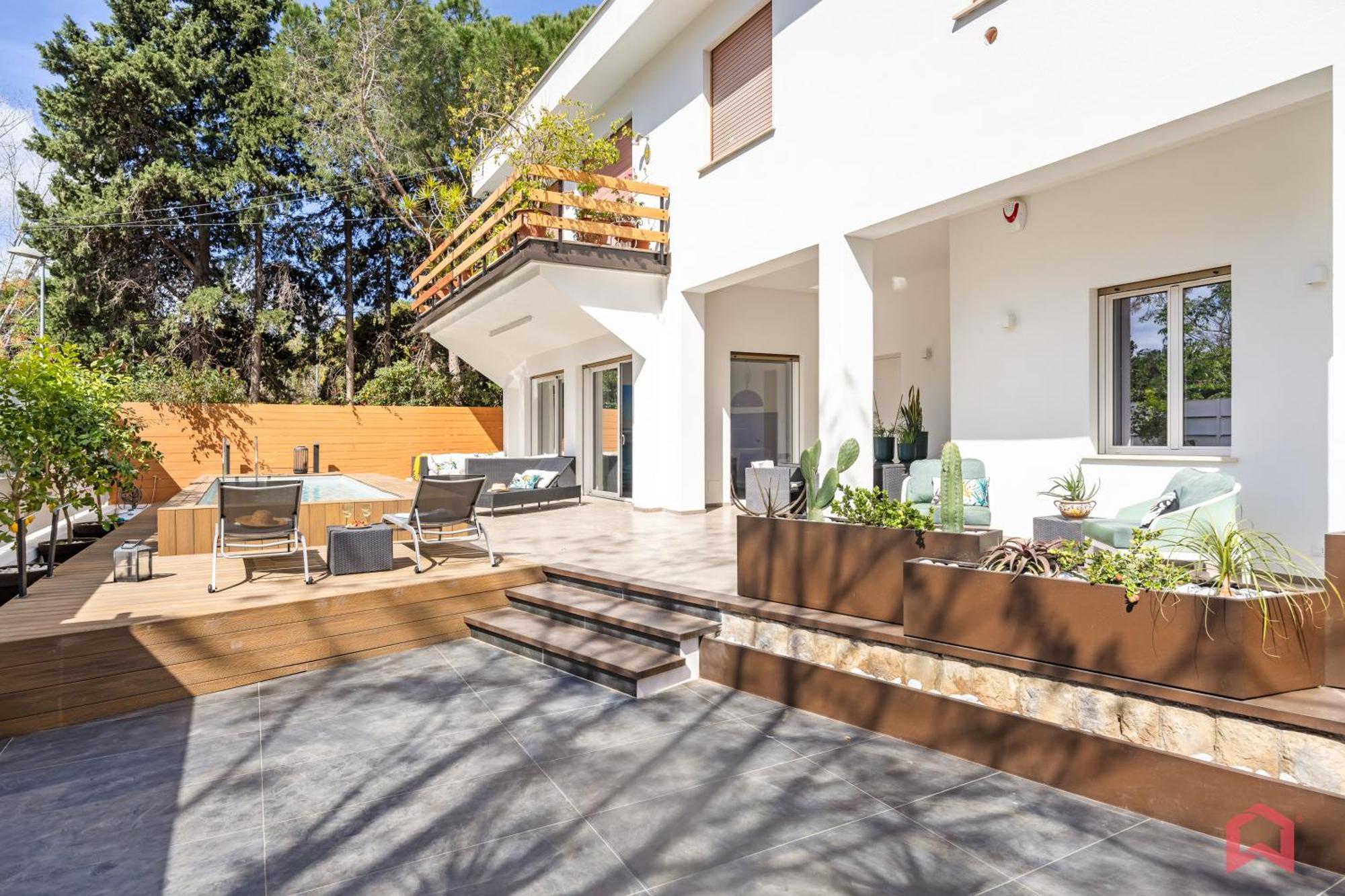 Appartamento In Villa Con Piscina Privata Palermo Luaran gambar